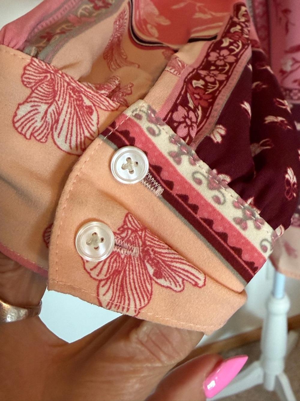 #604 Talbots BoNo Beautiful Pink Floral Patchwork Tie-Neck Blouse - Picture 7 of 12